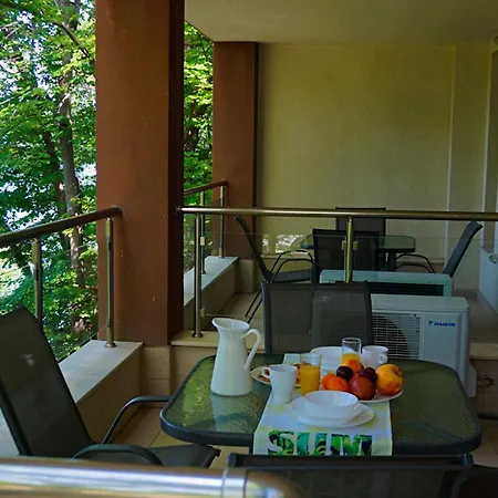 клиф форест - Byala Cliff Forest Bjala